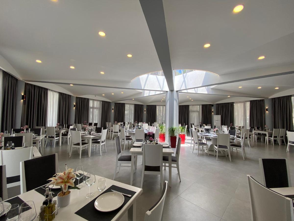 Atrium Deluxe Resort Голем Экстерьер фото